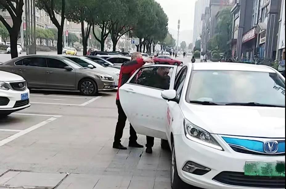 萬順叫車-本地駕駛員熟人熟路