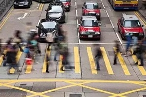 車(chē)輛右轉(zhuǎn)彎時(shí)不注意這些！兩本駕照都不夠扣，老司機(jī)都會(huì)犯錯(cuò)！